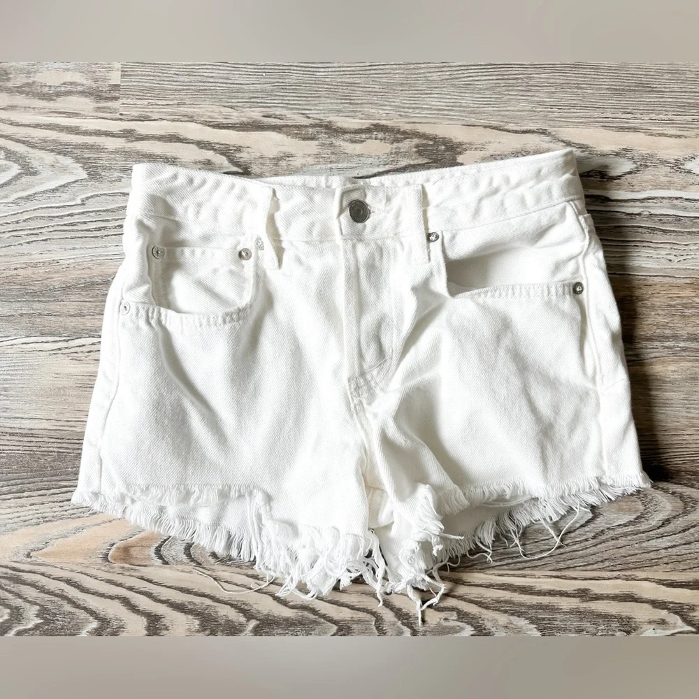 FREE PEOPLE We The Free White Women’s Shorts - Size 25